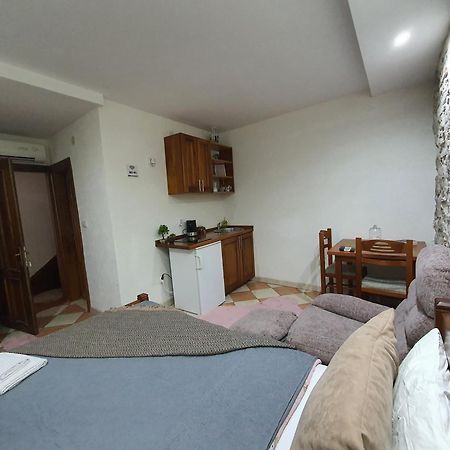 Little Bay Apartments Kotor Eksteriør bilde