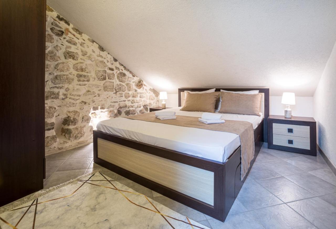 Little Bay Apartments Kotor Eksteriør bilde